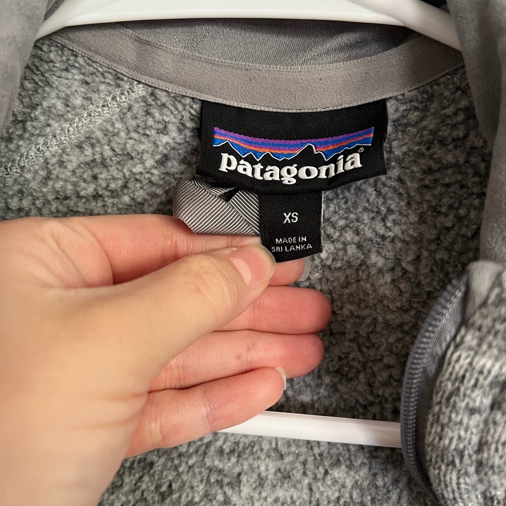 Patagonia Gray Full-Zip Fleece Jacket - Picture 2 of 7